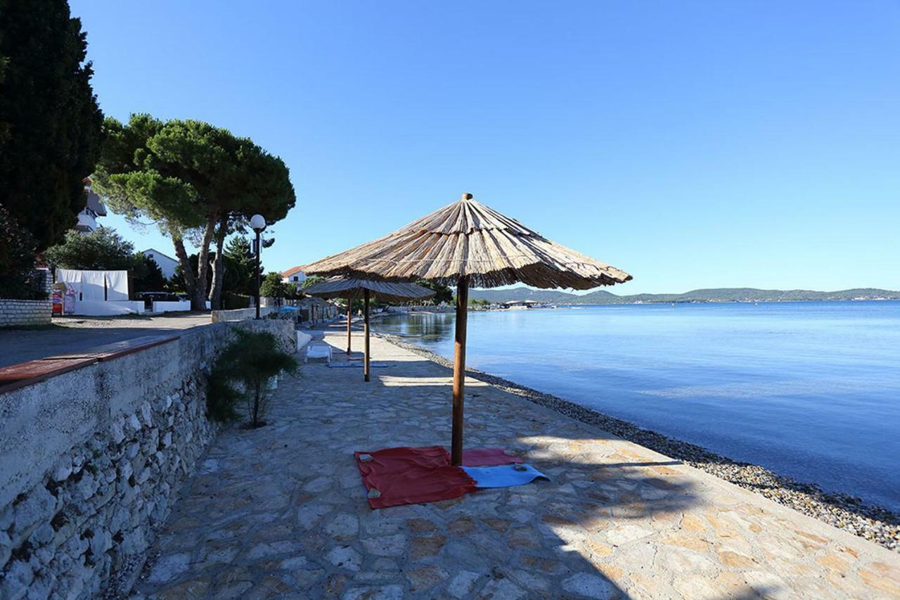 A&L Apartamento Sukošan Exterior foto